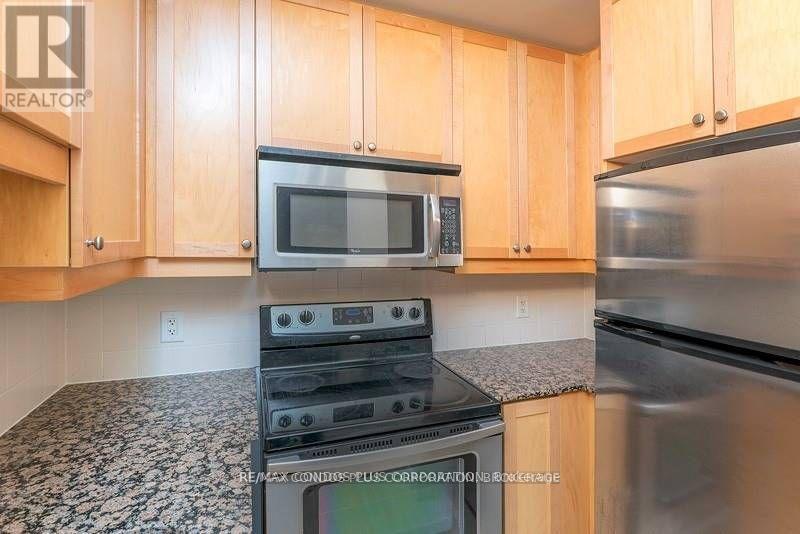 1802 - 50 Absolute Avenue, Mississauga, Ontario  L4Z 0A9 - Photo 4 - W12944702