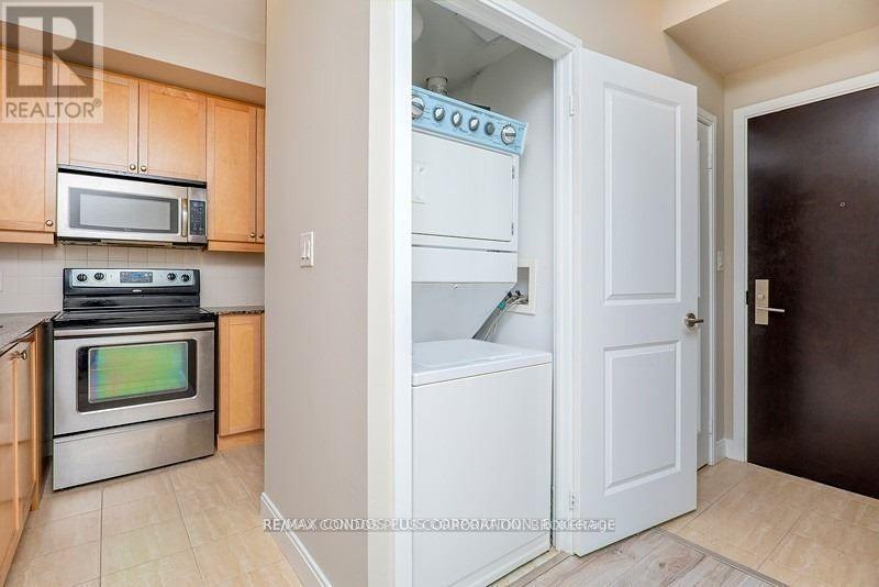 1802 - 50 Absolute Avenue, Mississauga, Ontario  L4Z 0A9 - Photo 7 - W12944702