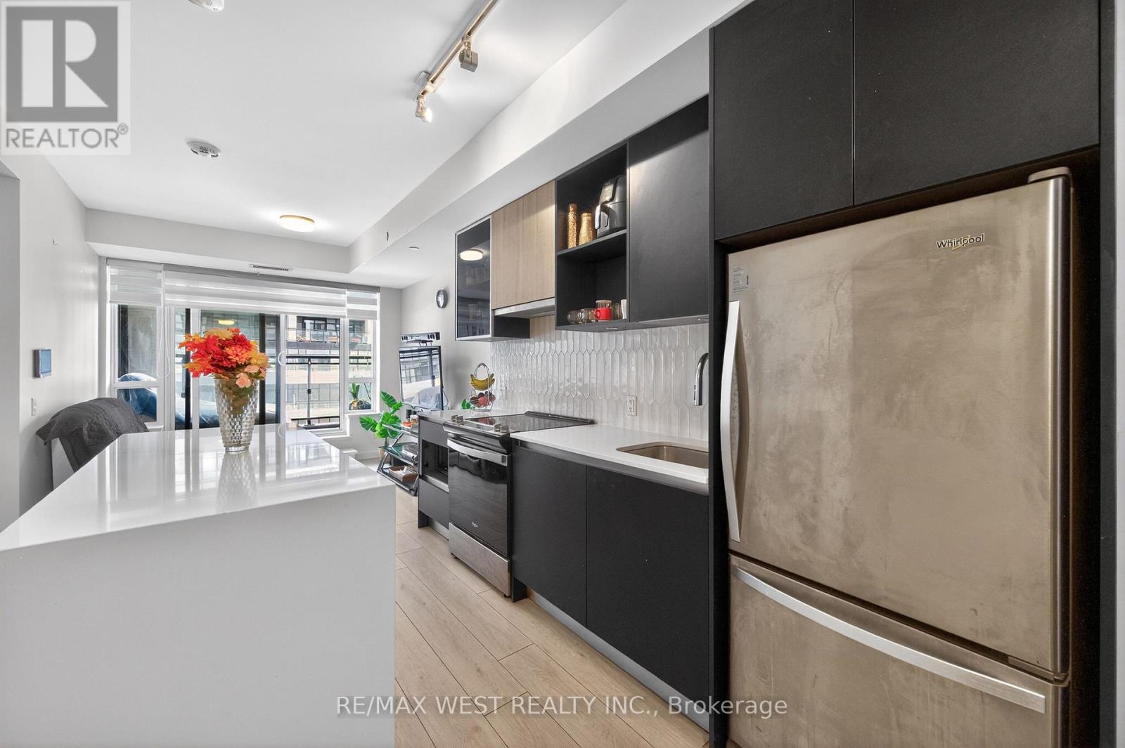 421 - 405 Dundas Street, Oakville, Ontario  L6M 5P9 - Photo 13 - W12944706