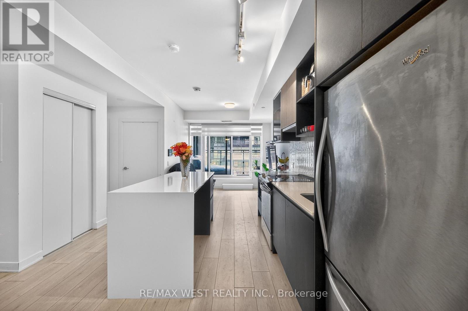 421 - 405 Dundas Street, Oakville, Ontario  L6M 5P9 - Photo 17 - W12944706