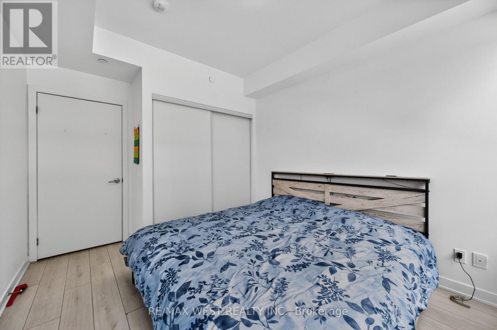 421 - 405 Dundas Street, Oakville, Ontario  L6M 5P9 - Photo 19 - W12944706