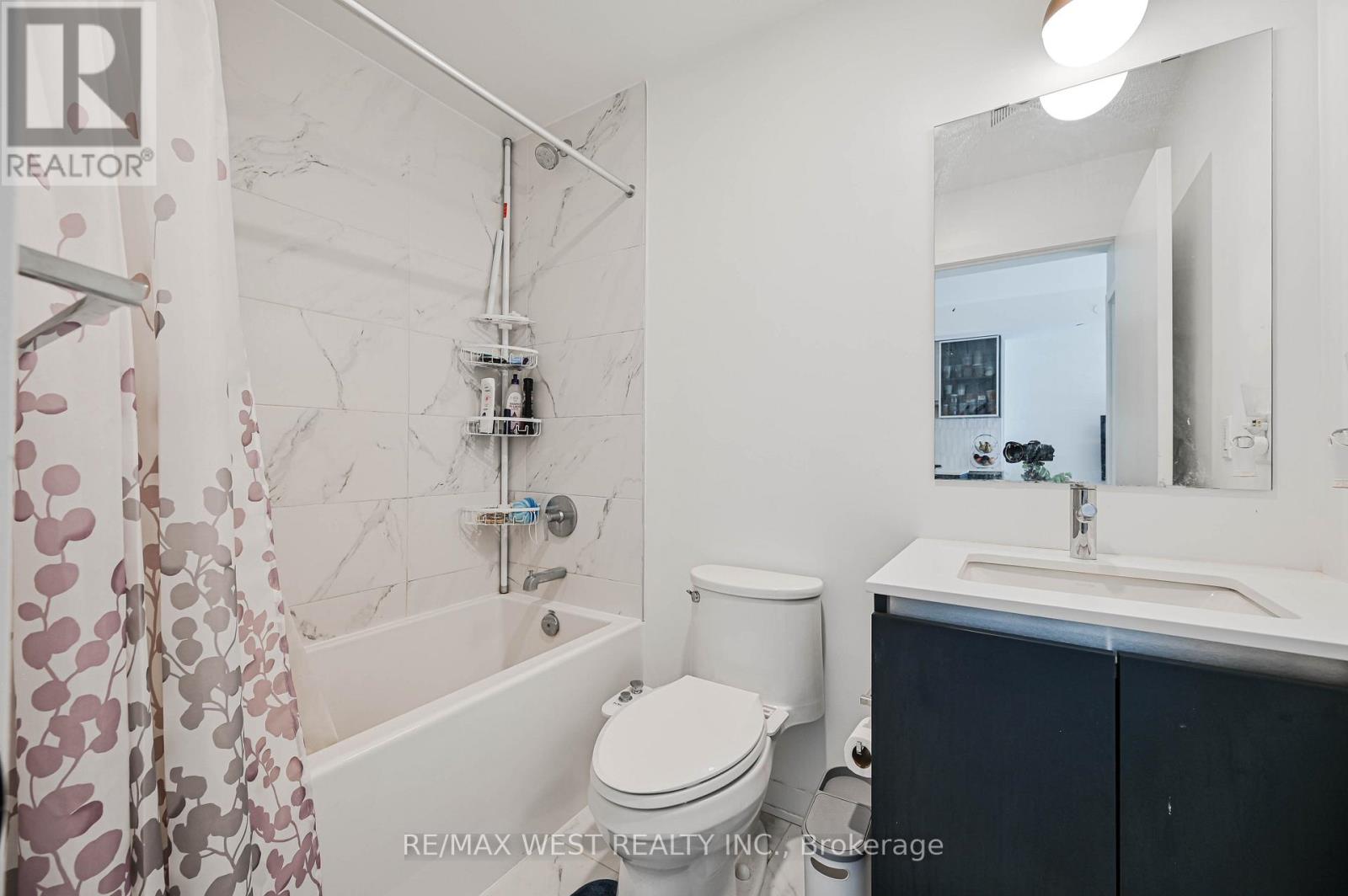 421 - 405 Dundas Street, Oakville, Ontario  L6M 5P9 - Photo 24 - W12944706