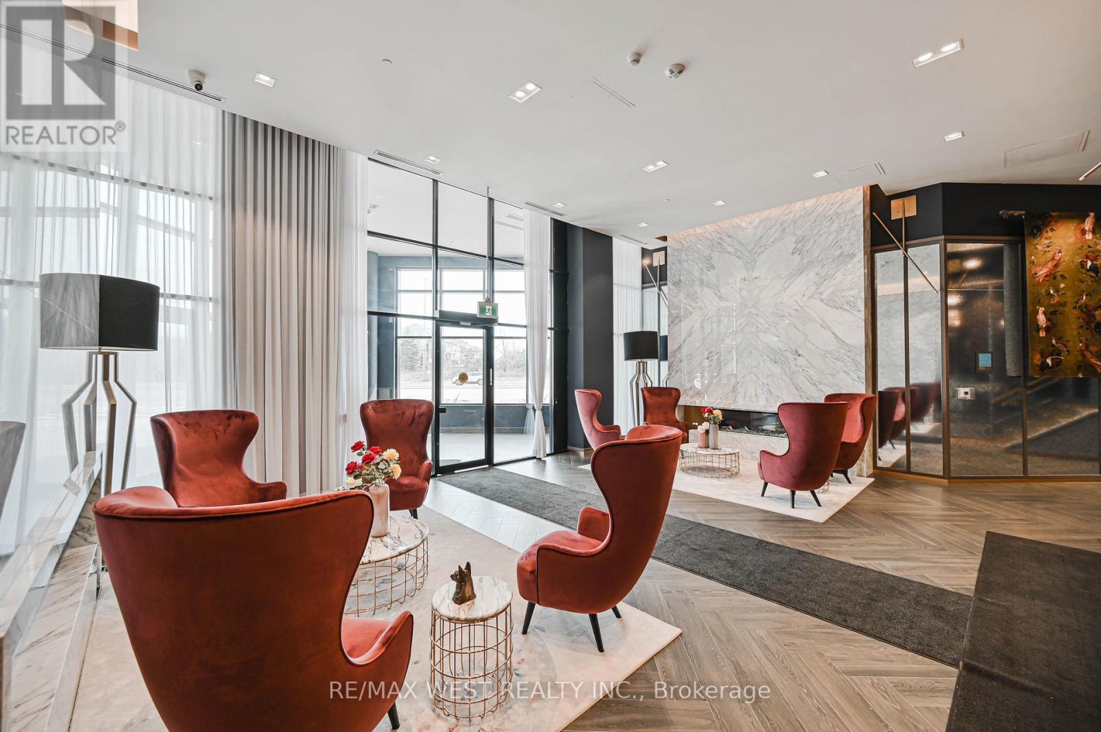 421 - 405 Dundas Street, Oakville, Ontario  L6M 5P9 - Photo 6 - W12944706