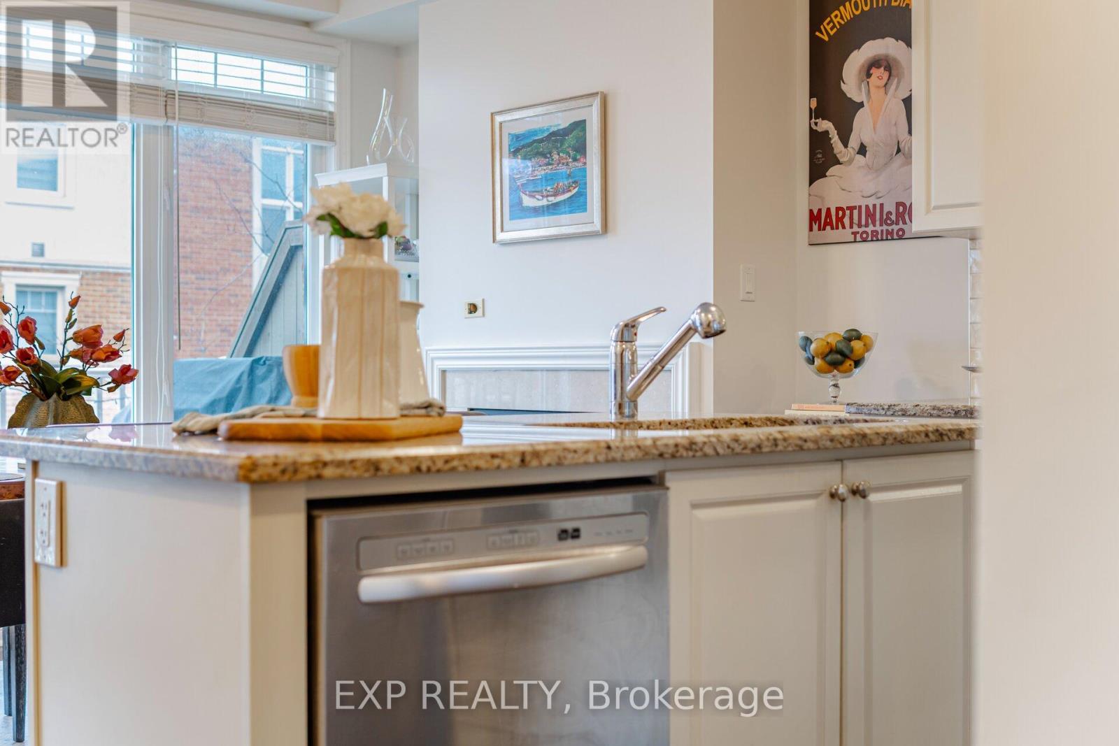 2 - 3235 Thomas Street, Mississauga, Ontario  L5M 0M2 - Photo 31 - W12944726