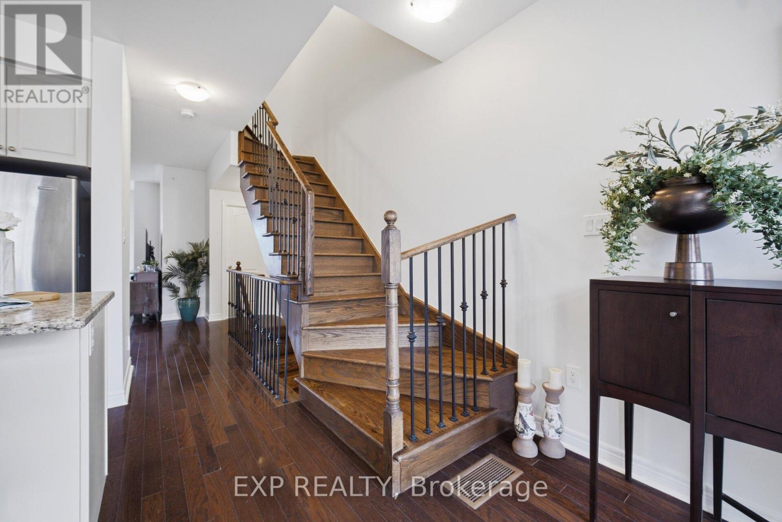 2 - 3235 Thomas Street, Mississauga, Ontario  L5M 0M2 - Photo 37 - W12944726