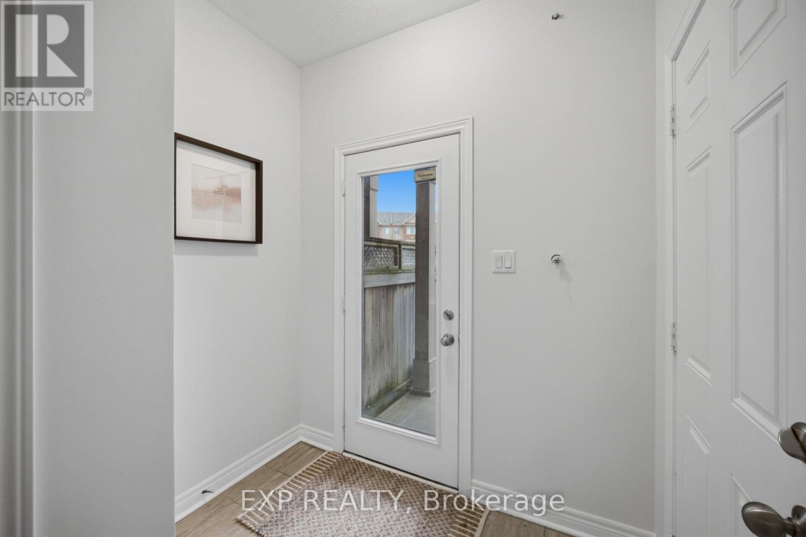 2 - 3235 Thomas Street, Mississauga, Ontario  L5M 0M2 - Photo 6 - W12944726