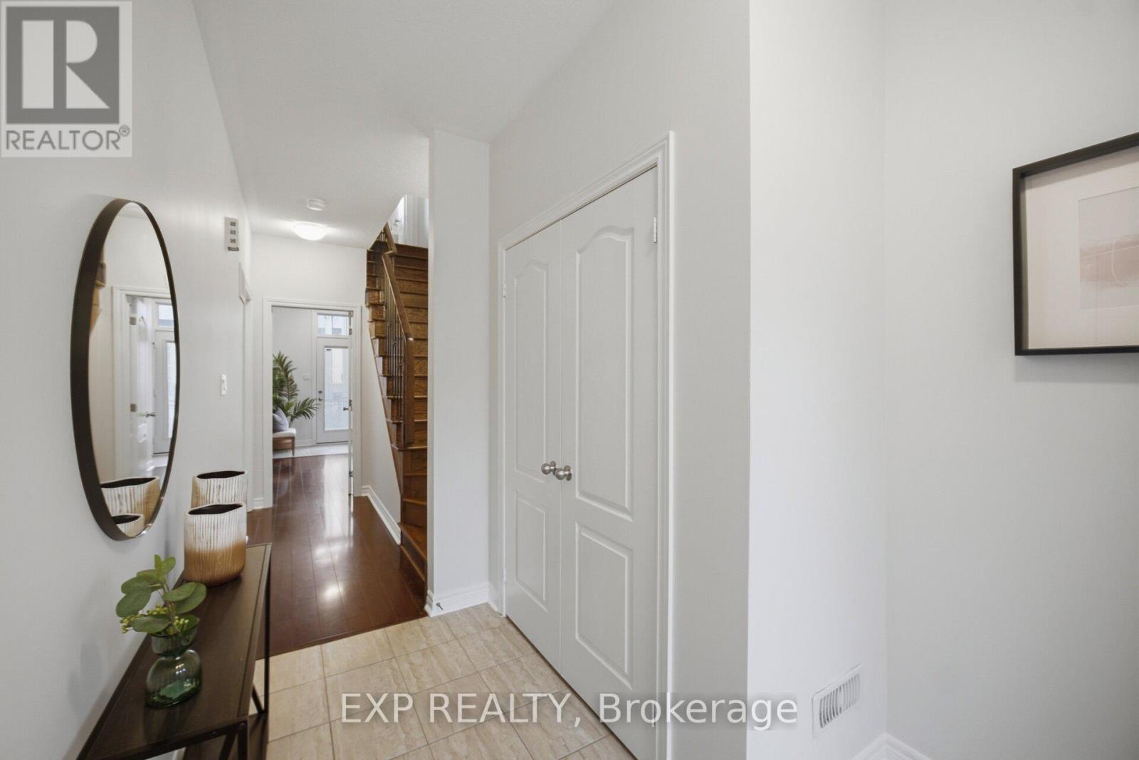2 - 3235 Thomas Street, Mississauga, Ontario  L5M 0M2 - Photo 7 - W12944726