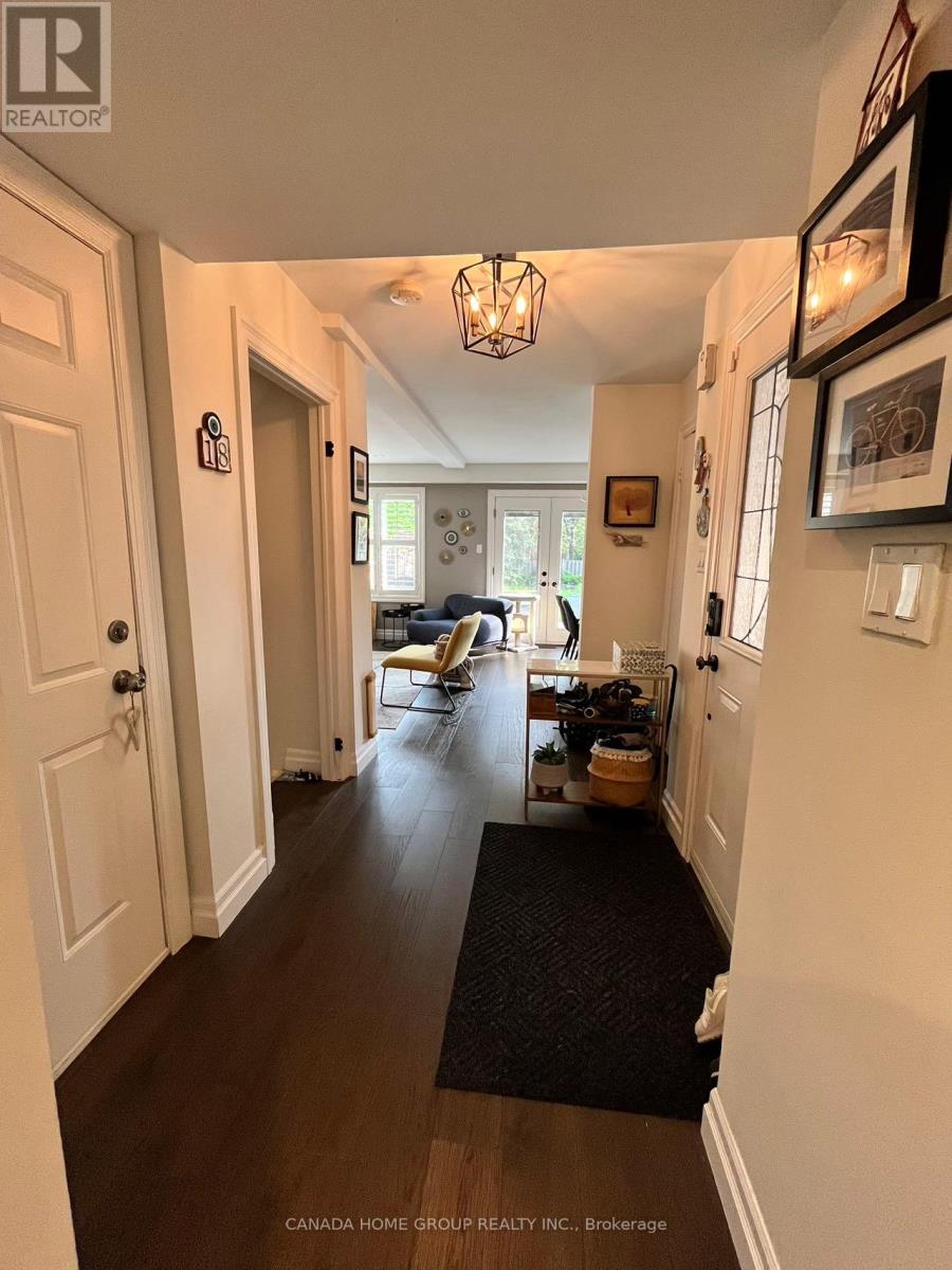 1101 Beechnut Road, Oakville, Ontario  L6J 7P1 - Photo 4 - W12944758