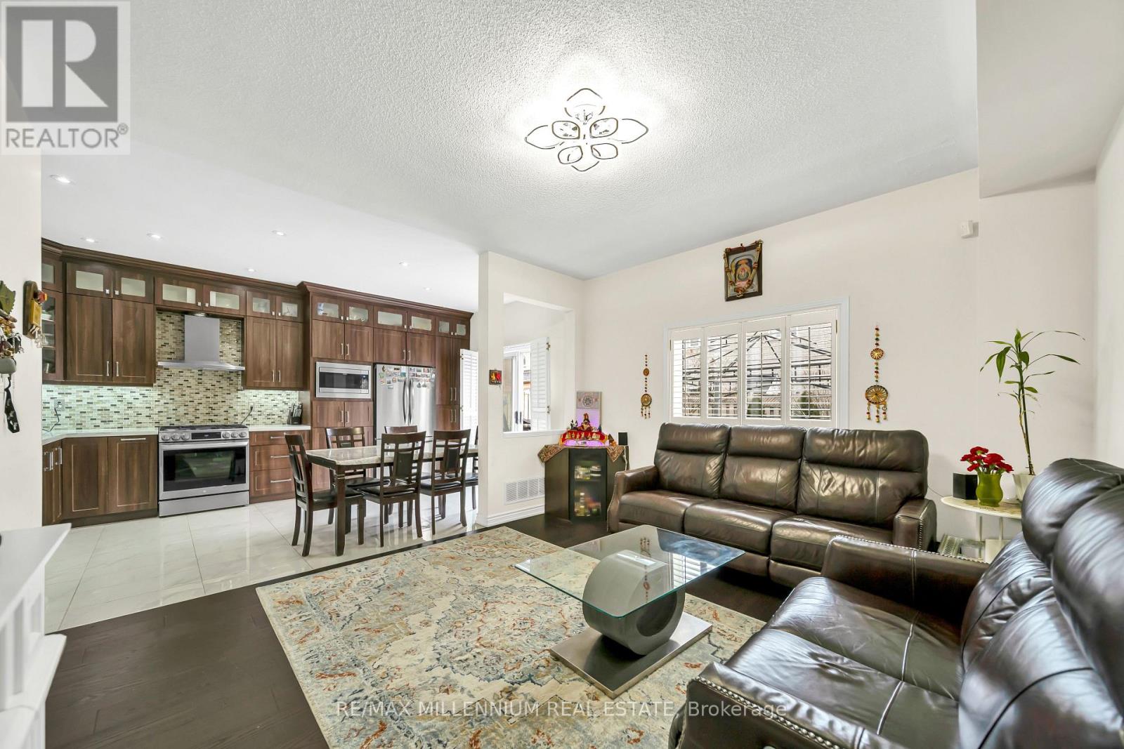 3044 Mcdowell Drive, Mississauga, Ontario  L5M 6J4 - Photo 10 - W12944776