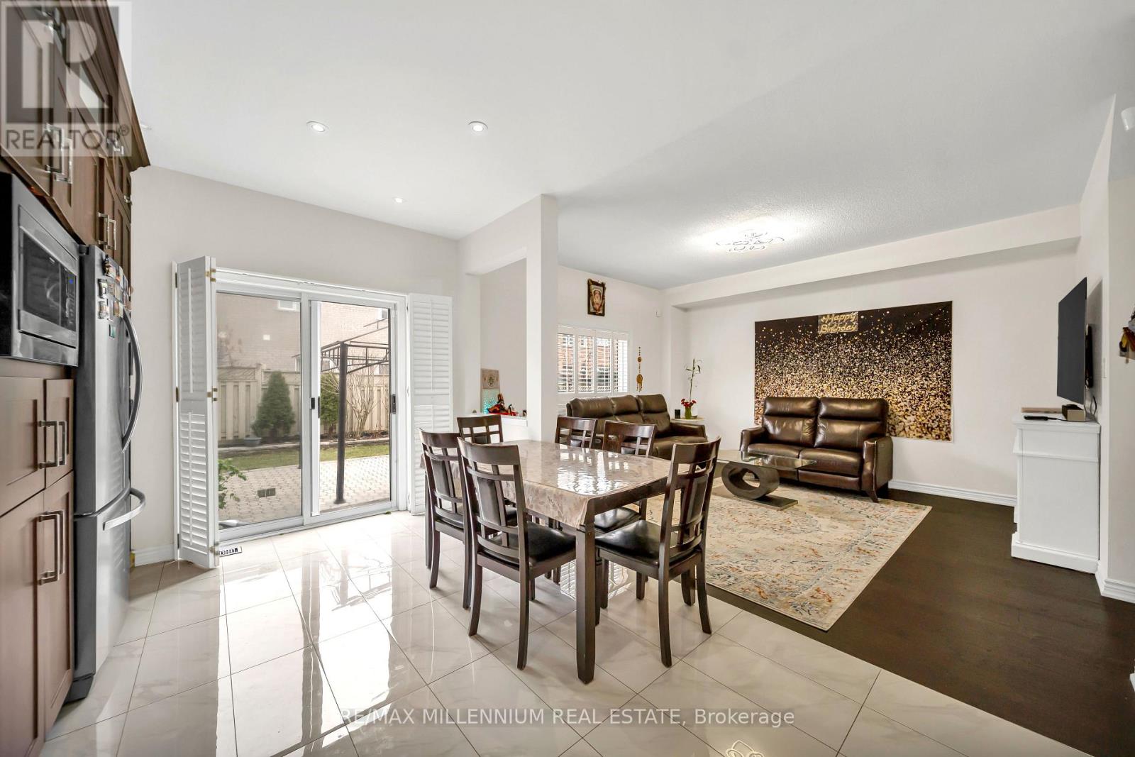 3044 Mcdowell Drive, Mississauga, Ontario  L5M 6J4 - Photo 19 - W12944776