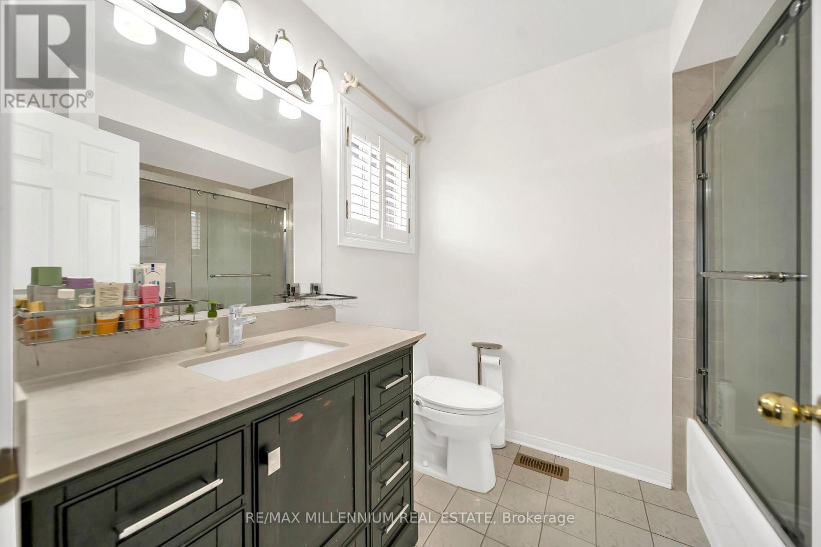 3044 Mcdowell Drive, Mississauga, Ontario  L5M 6J4 - Photo 25 - W12944776