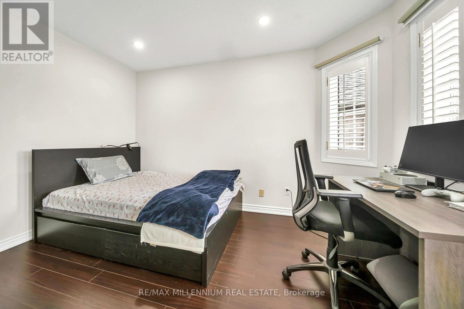 3044 Mcdowell Drive, Mississauga, Ontario  L5M 6J4 - Photo 27 - W12944776