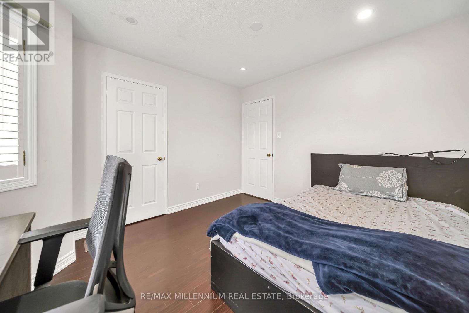 3044 Mcdowell Drive, Mississauga, Ontario  L5M 6J4 - Photo 29 - W12944776