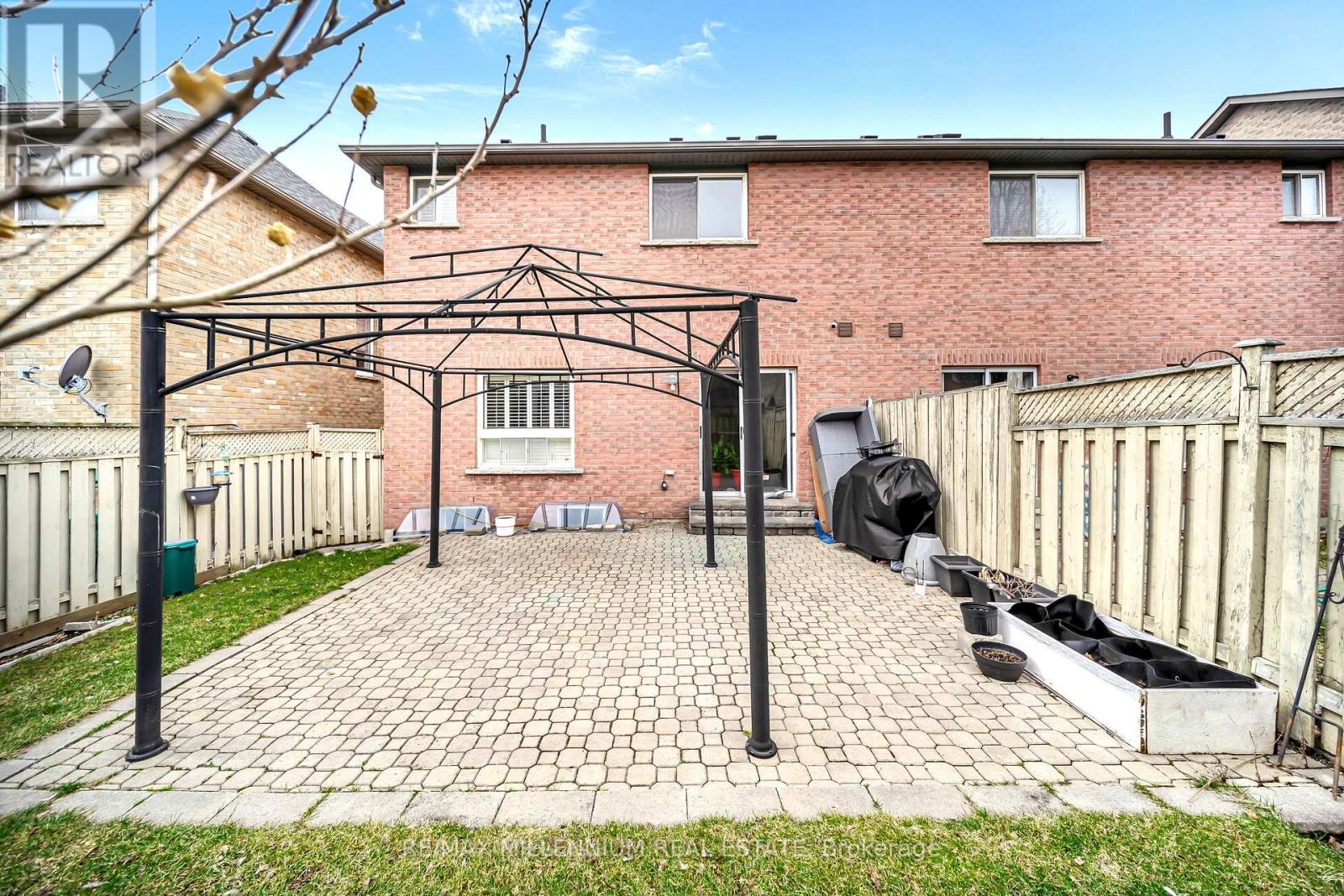 3044 Mcdowell Drive, Mississauga, Ontario  L5M 6J4 - Photo 34 - W12944776