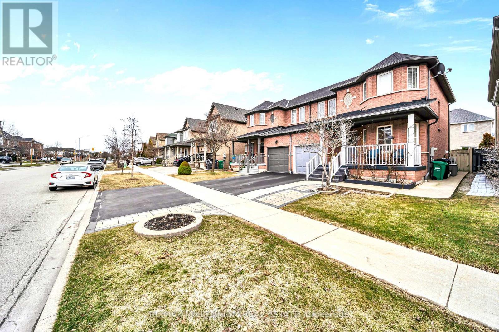3044 Mcdowell Drive, Mississauga, Ontario  L5M 6J4 - Photo 39 - W12944776