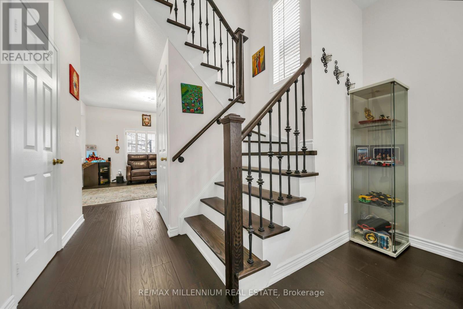 3044 Mcdowell Drive, Mississauga, Ontario  L5M 6J4 - Photo 6 - W12944776