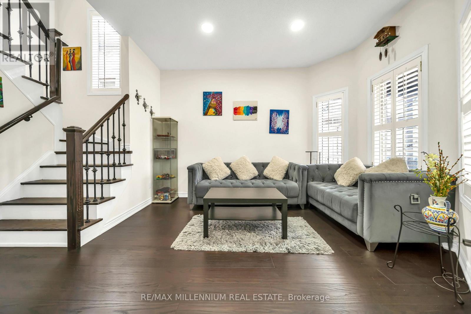 3044 Mcdowell Drive, Mississauga, Ontario  L5M 6J4 - Photo 7 - W12944776