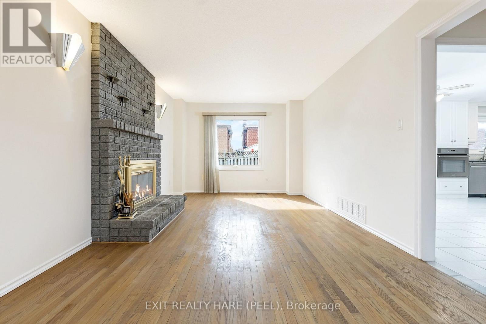 6 Ruth Avenue, Brampton, Ontario  L6Z 3X4 - Photo 13 - W12944780