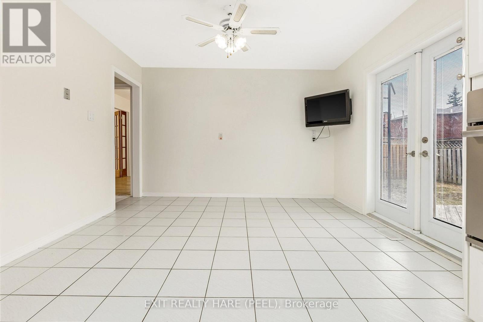 6 Ruth Avenue, Brampton, Ontario  L6Z 3X4 - Photo 21 - W12944780