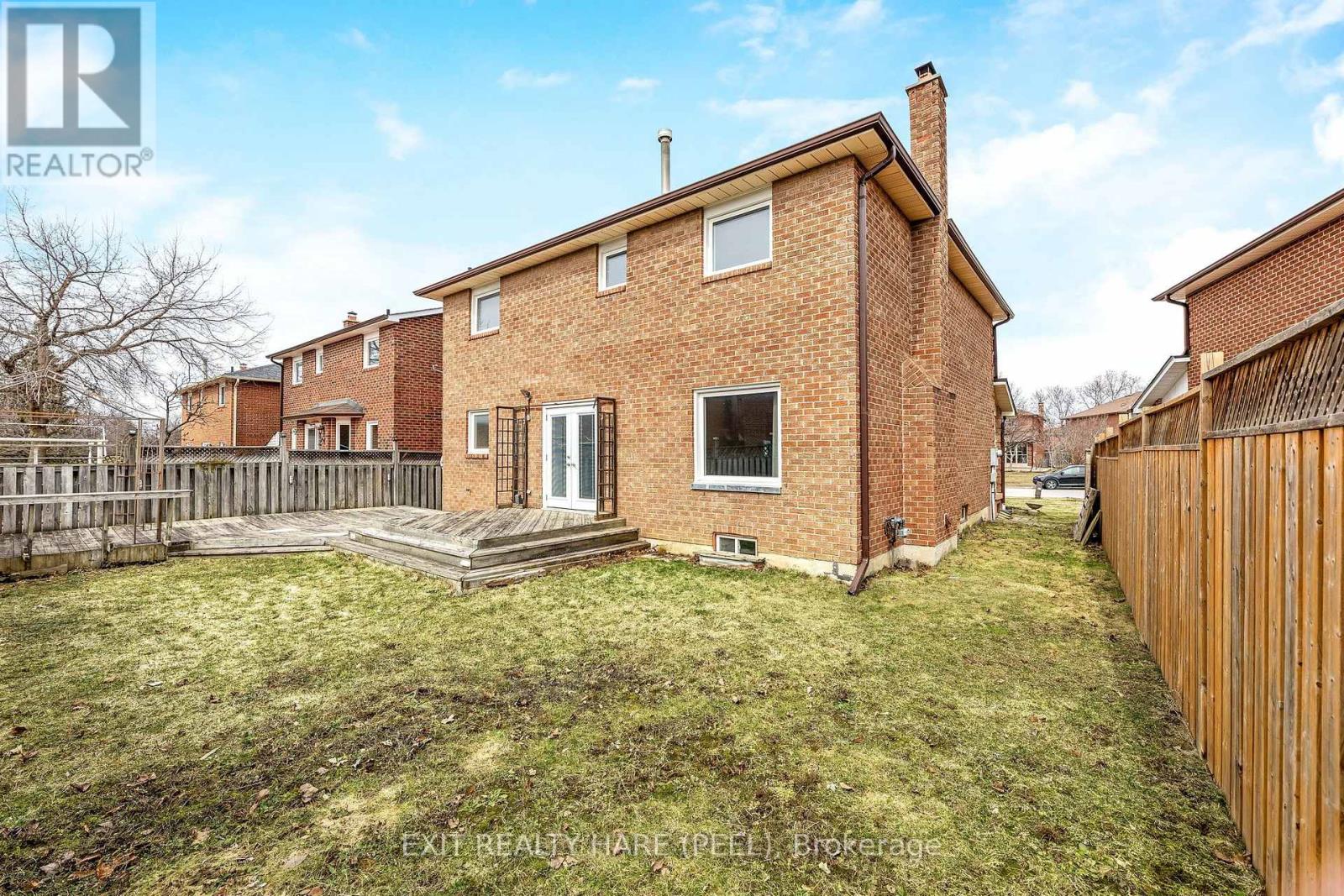 6 Ruth Avenue, Brampton, Ontario  L6Z 3X4 - Photo 45 - W12944780