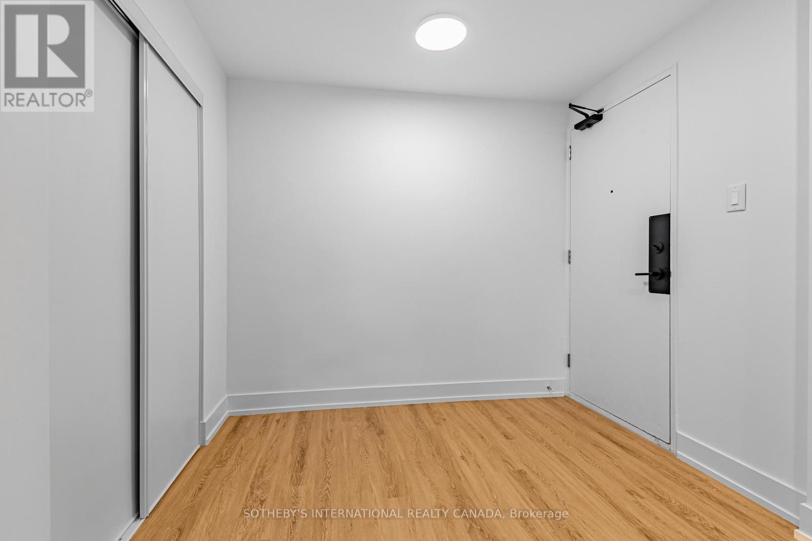 S1001 - 115 Tyndall Avenue, Toronto, Ontario  M6K 2G3 - Photo 2 - W12944784