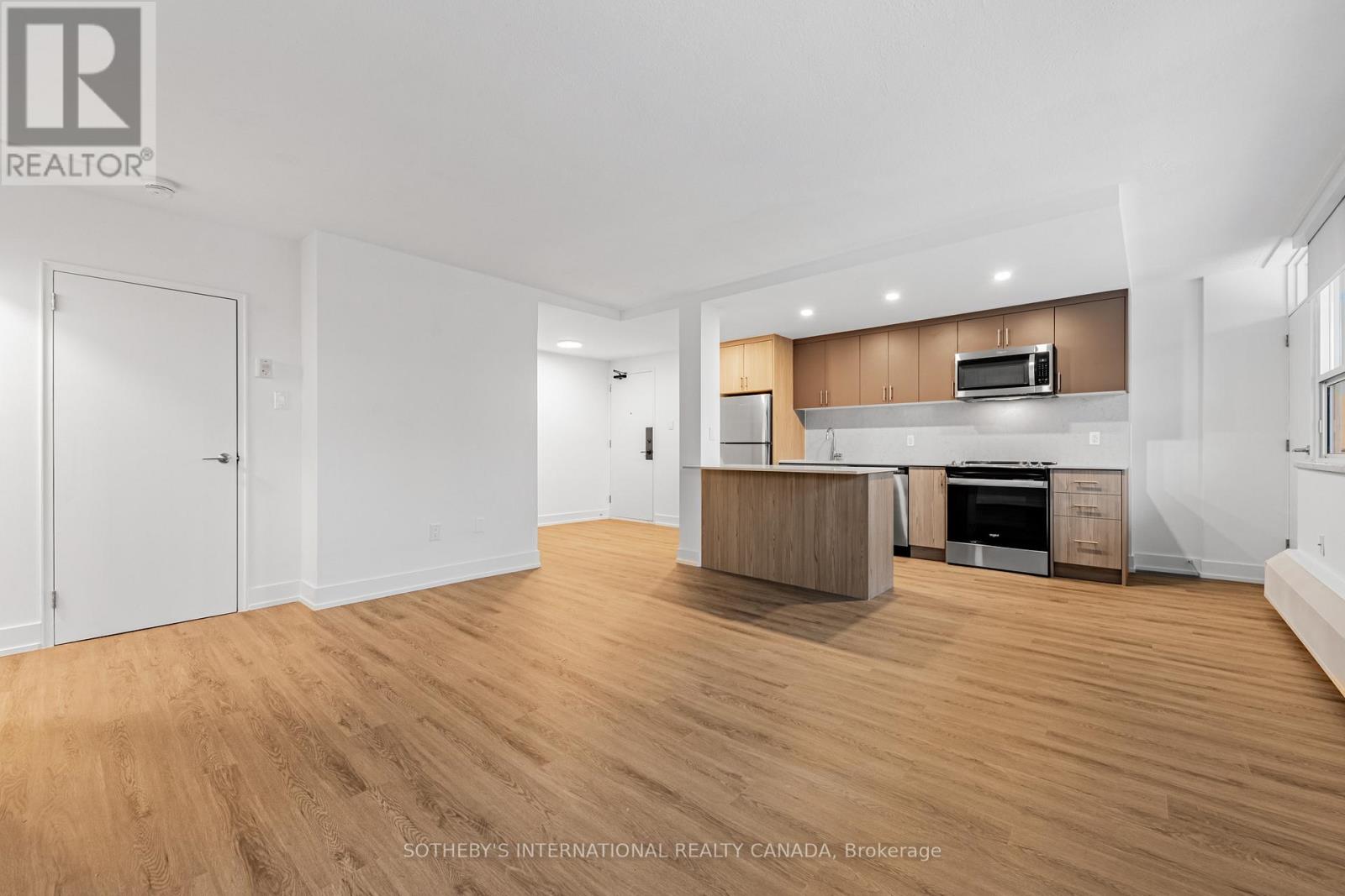 S1001 - 115 Tyndall Avenue, Toronto, Ontario  M6K 2G3 - Photo 4 - W12944784