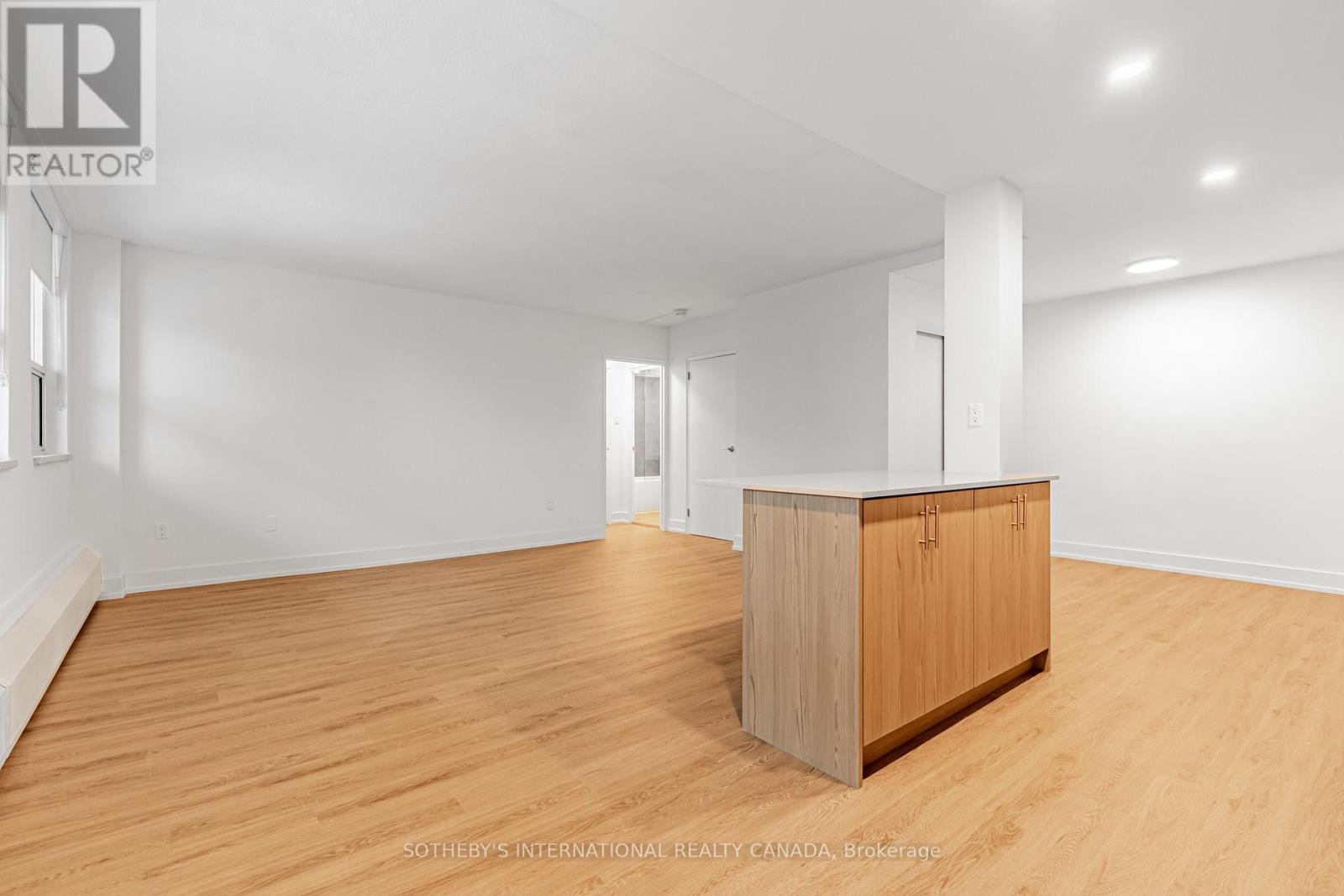 S1001 - 115 Tyndall Avenue, Toronto, Ontario  M6K 2G3 - Photo 8 - W12944784