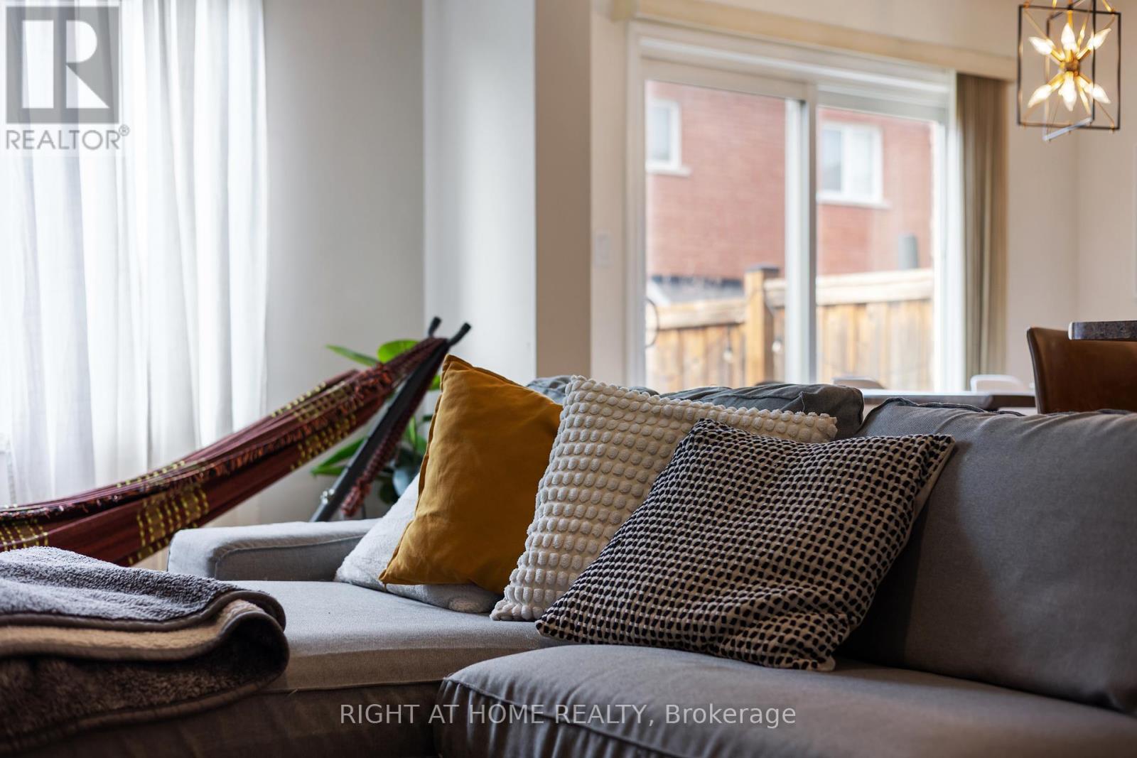 1550 Gainer Crescent, Milton, Ontario  L9T 8Y3 - Photo 12 - W12944788