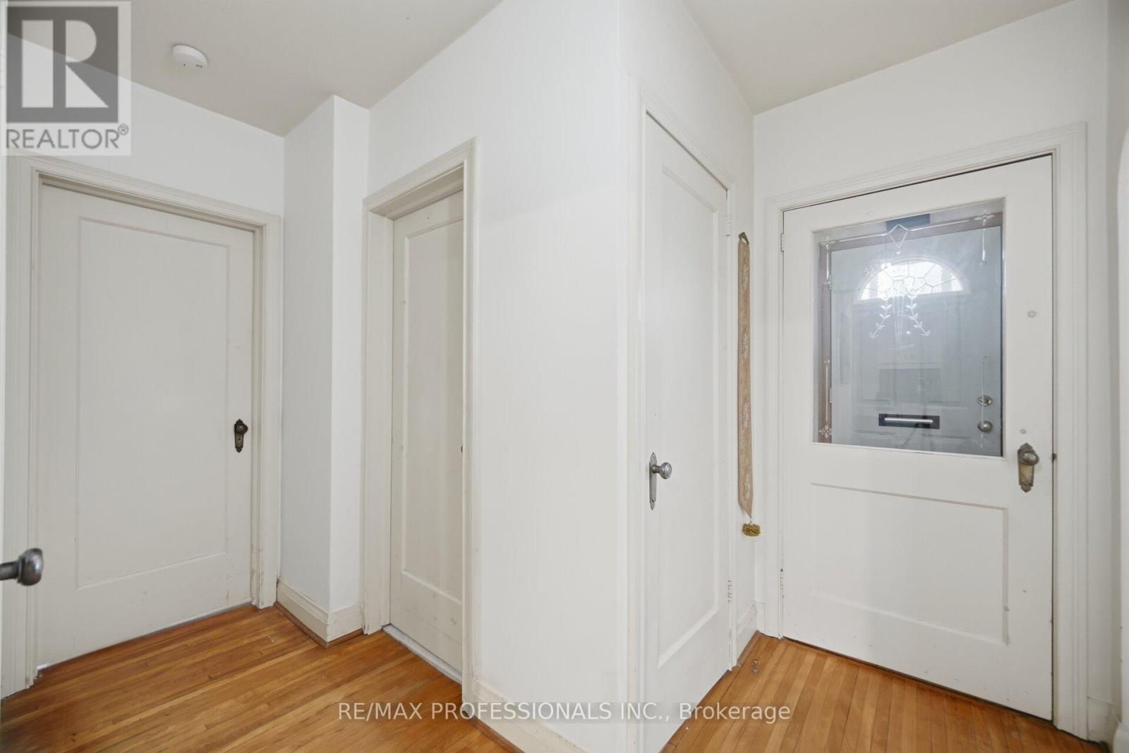 1 Loyalist Road, Toronto, Ontario  M9A 3P2 - Photo 16 - W12944794