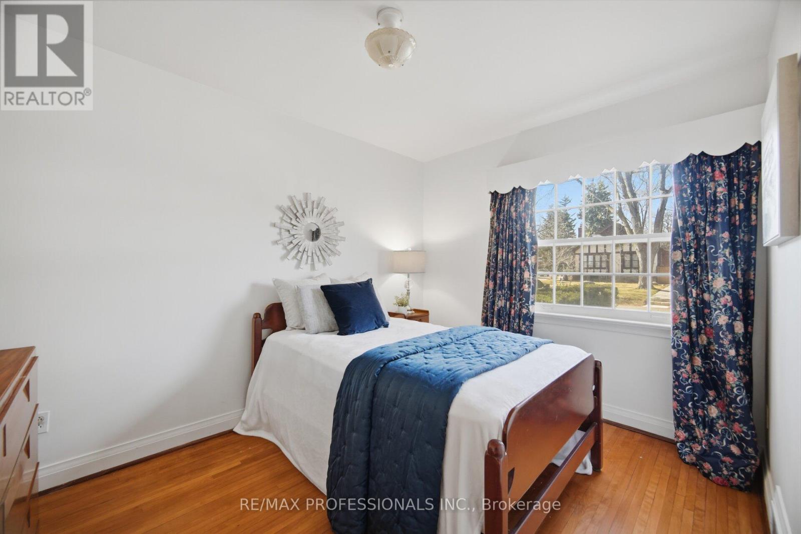 1 Loyalist Road, Toronto, Ontario  M9A 3P2 - Photo 20 - W12944794