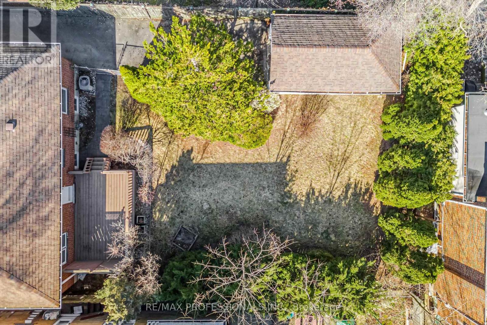 1 Loyalist Road, Toronto, Ontario  M9A 3P2 - Photo 40 - W12944794