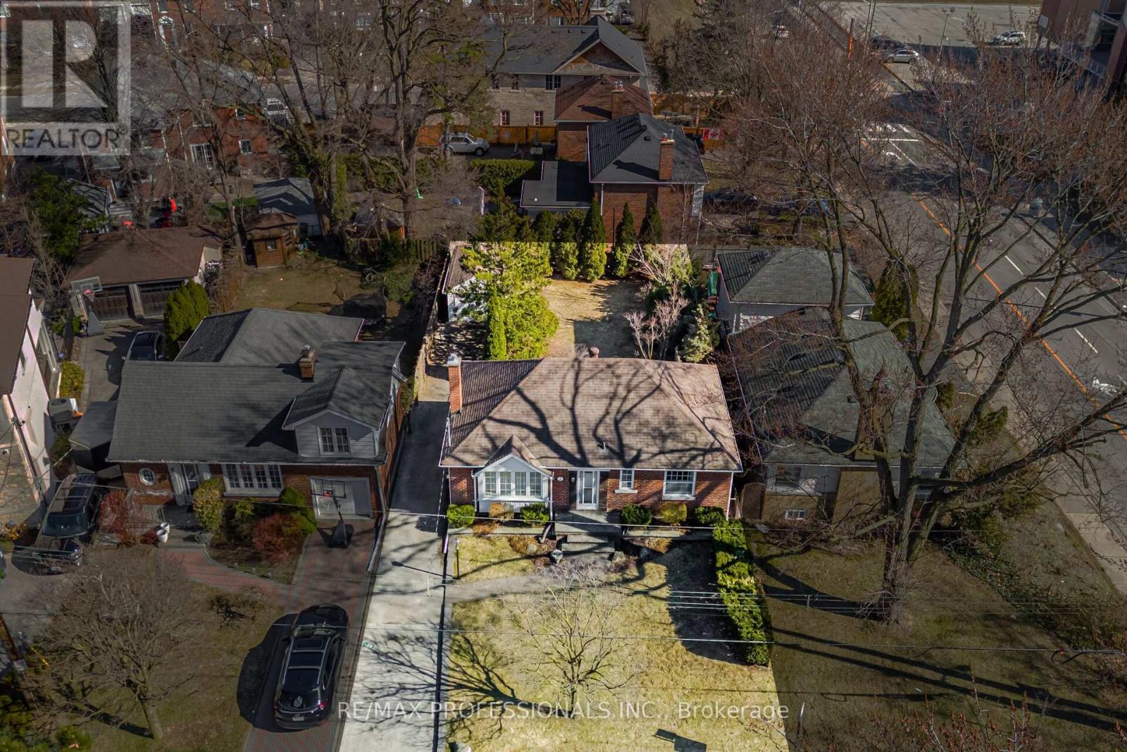 1 Loyalist Road, Toronto, Ontario  M9A 3P2 - Photo 41 - W12944794