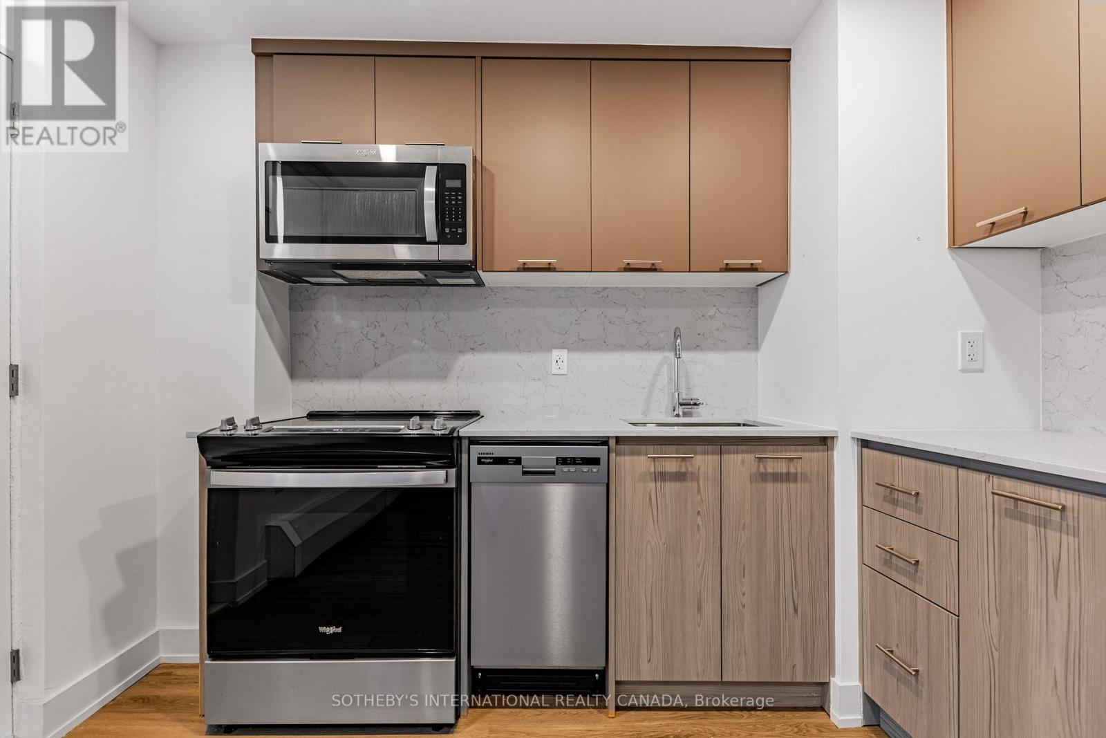 S0307 - 115 Tyndall Avenue, Toronto, Ontario  M6K 2G3 - Photo 7 - W12944798