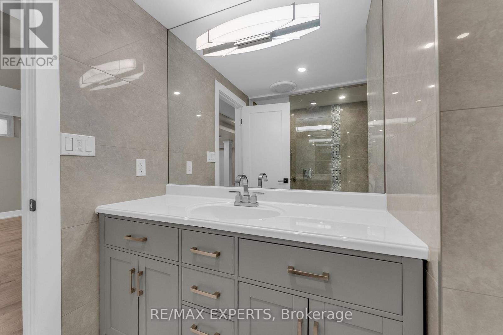 90 Summer Valley Drive, Brampton, Ontario  L6Z 4T8 - Photo 43 - W12944812