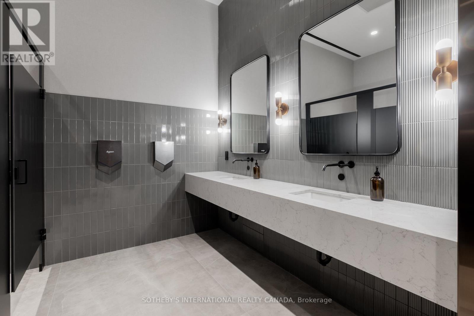 504 - 29 York Garden Way, Toronto, Ontario  M6A 2V1 - Photo 35 - W12944822