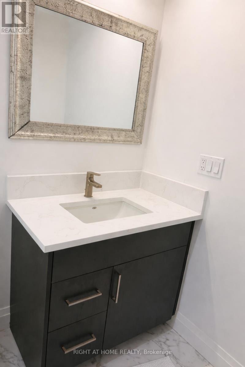 1101 - 500 Brock Avenue, Burlington, Ontario  L7S 0A5 - Photo 16 - W12944834