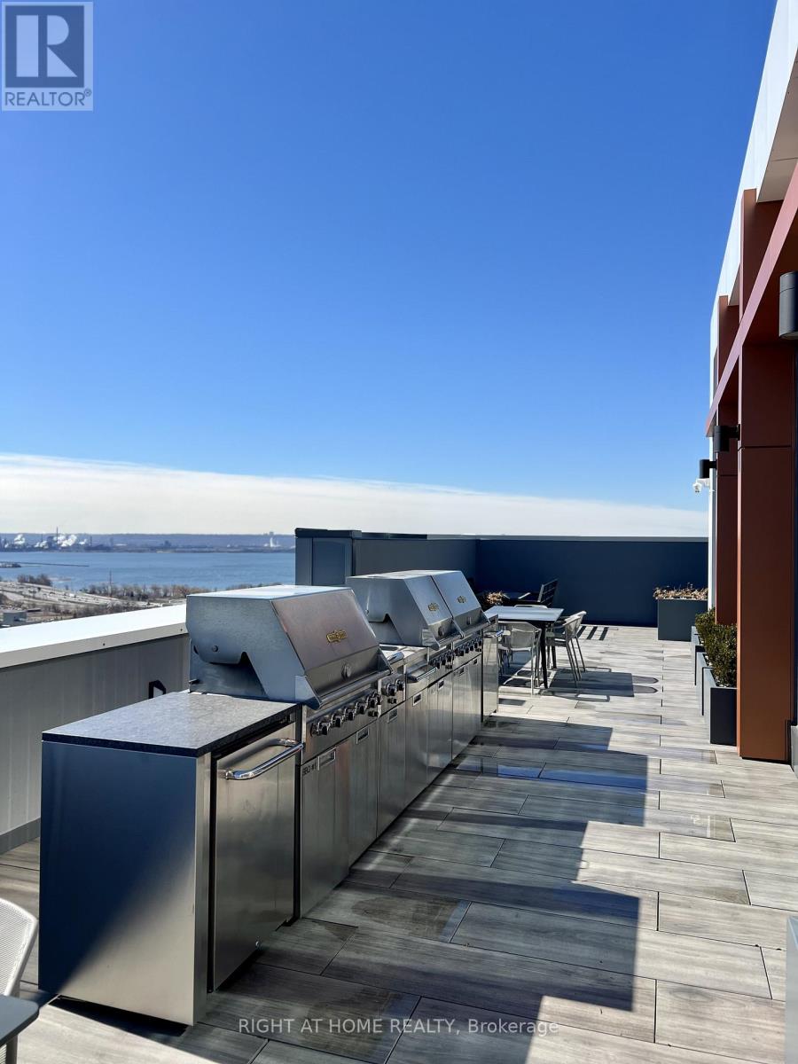 1101 - 500 Brock Avenue, Burlington, Ontario  L7S 0A5 - Photo 22 - W12944834