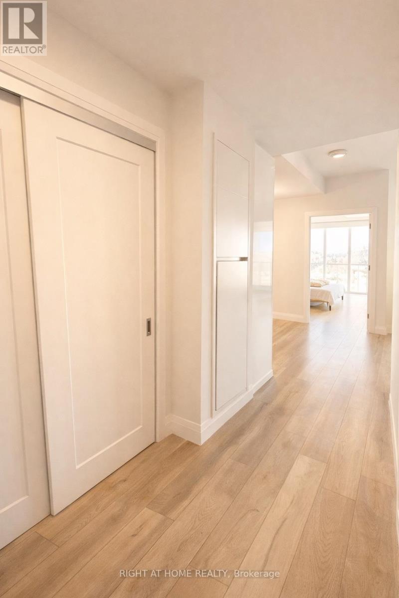 1101 - 500 Brock Avenue, Burlington, Ontario  L7S 0A5 - Photo 6 - W12944834