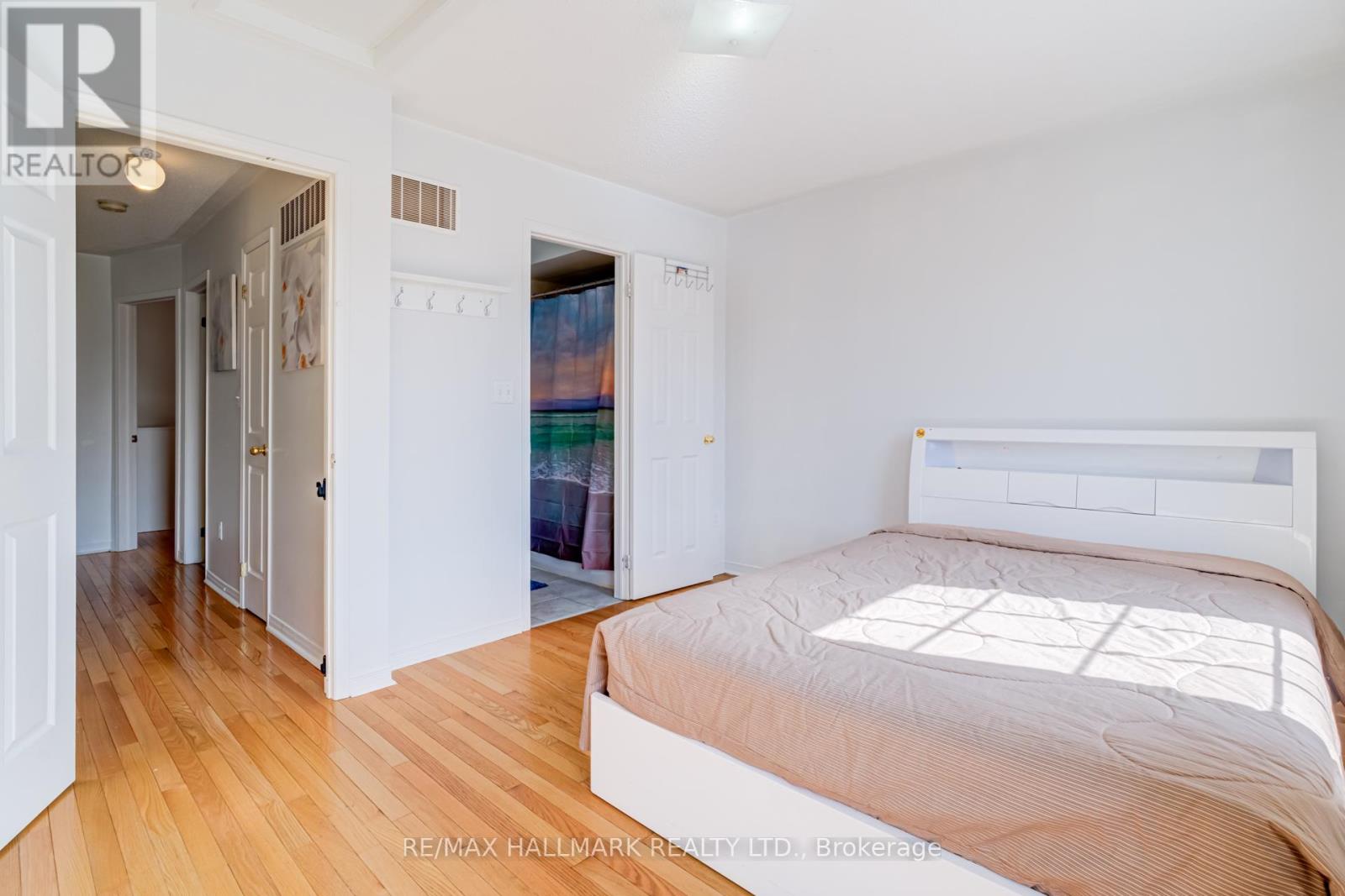 55 Ted Wray Circle, Toronto, Ontario  M3L 0G8 - Photo 21 - W12944862