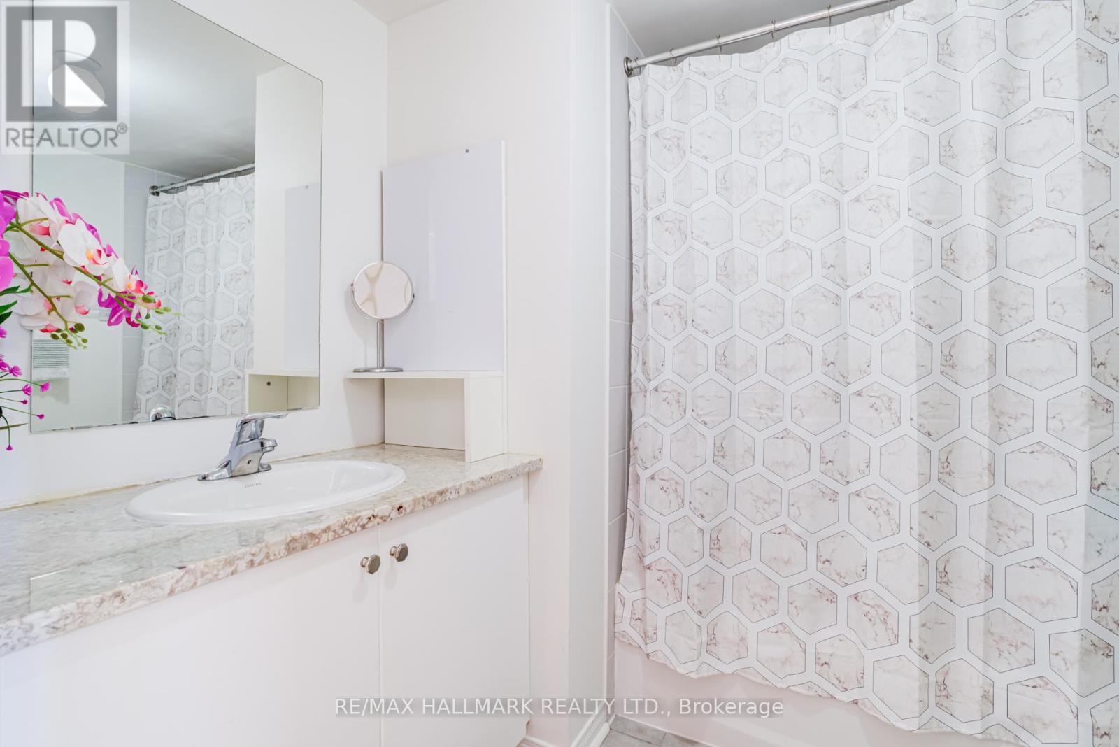 55 Ted Wray Circle, Toronto, Ontario  M3L 0G8 - Photo 7 - W12944862