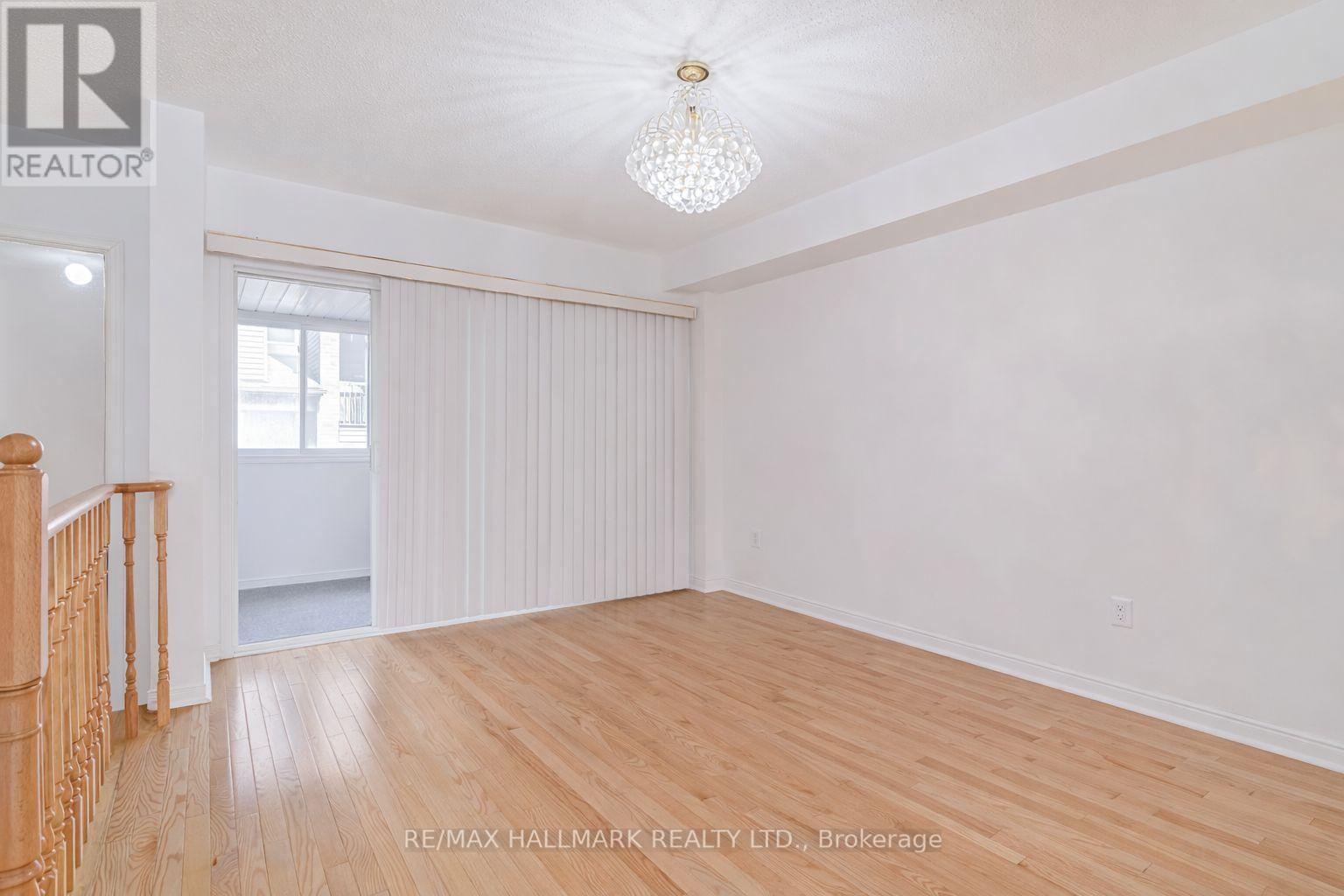 55 Ted Wray Circle, Toronto, Ontario  M3L 0G8 - Photo 8 - W12944862