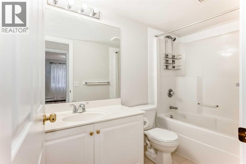 215, 290 Shawville Way SE, Calgary, Alberta  T2Y 3Z9 - Photo 19 - A2295733