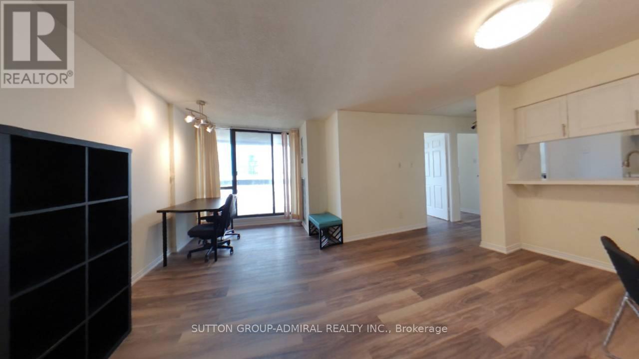 804 - 105 Mc Caul Street, Toronto, Ontario  M5T 2X4 - Photo 3 - C12840560