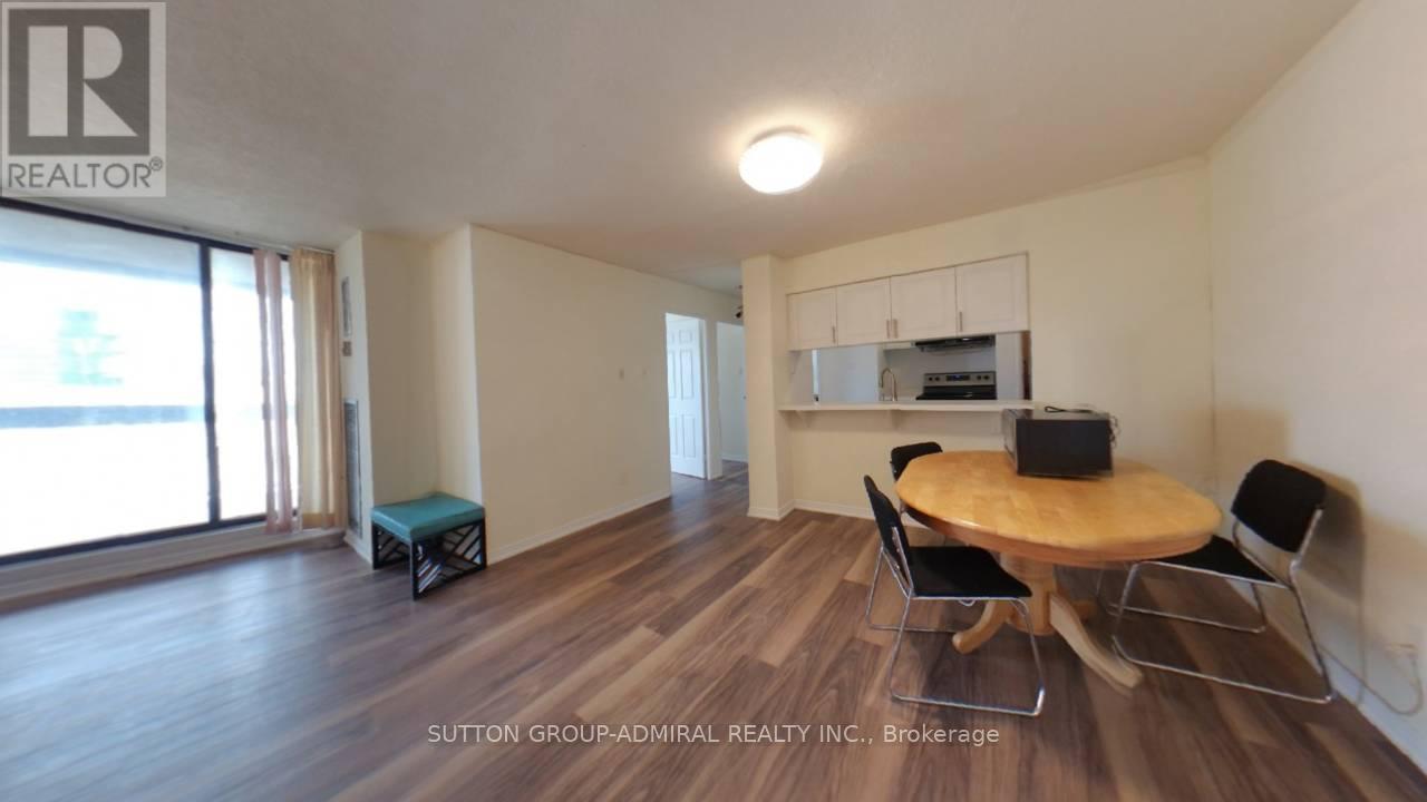 804 - 105 Mc Caul Street, Toronto, Ontario  M5T 2X4 - Photo 4 - C12840560