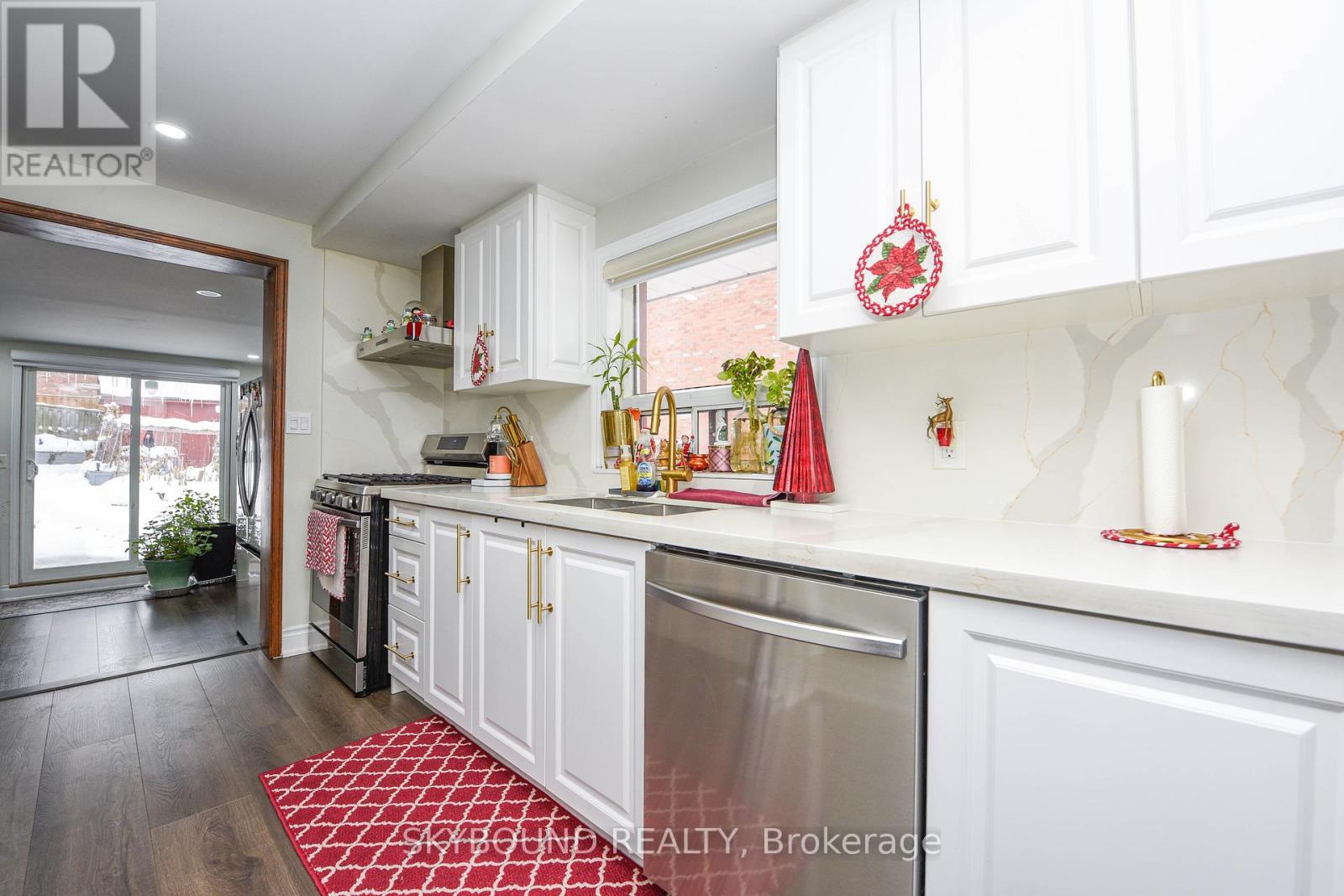 32 Victoria Avenue, Halton Hills, Ontario  L7J 1Y9 - Photo 11 - W12633380