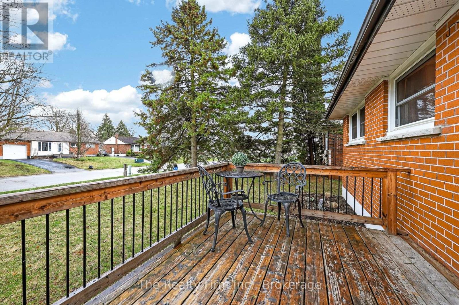 10 Chisholm Drive, Ingersoll, Ontario  N5C 2C4 - Photo 10 - X12944990