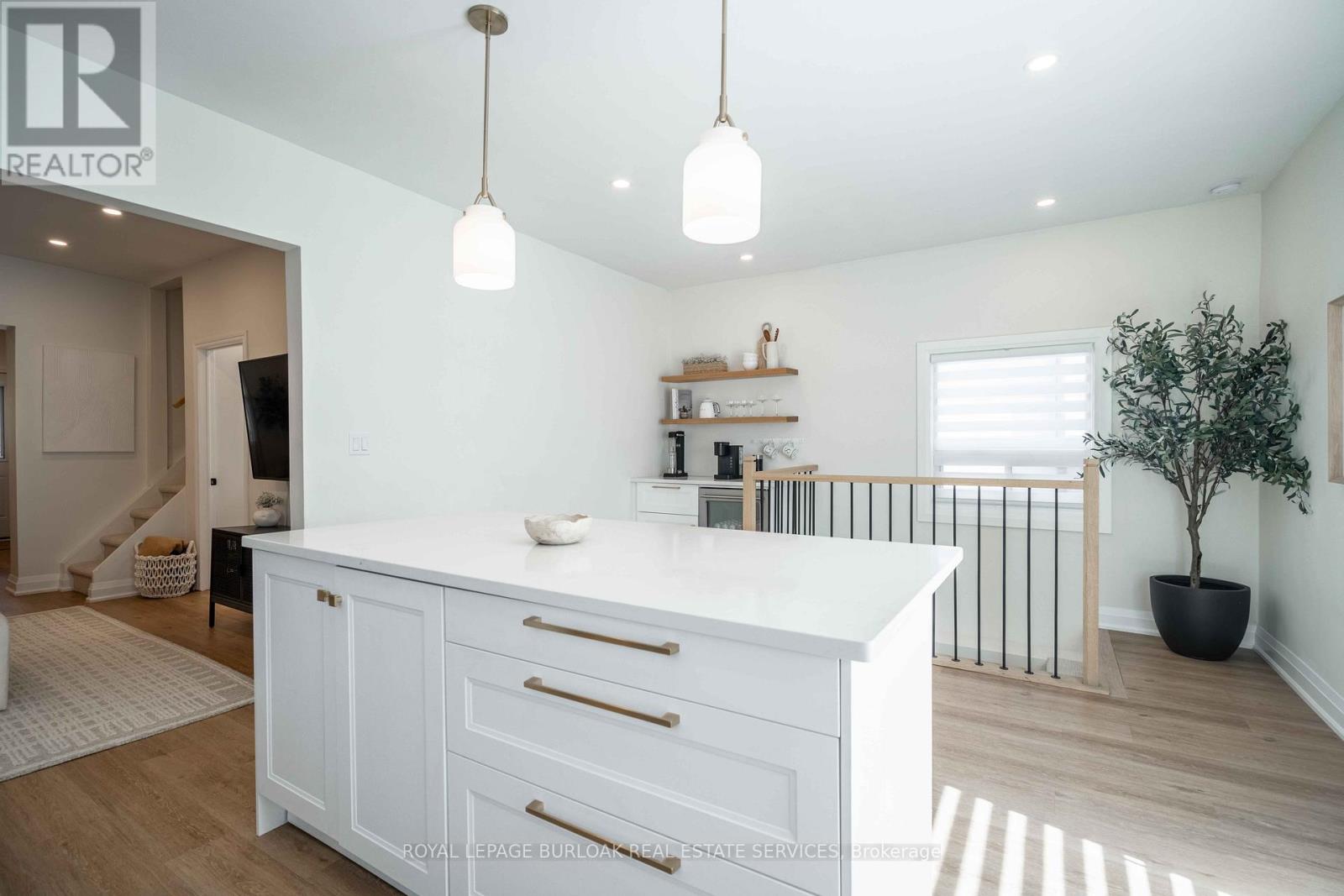 51 East 23rd Street, Hamilton, Ontario  L8V 2W5 - Photo 12 - X12944716