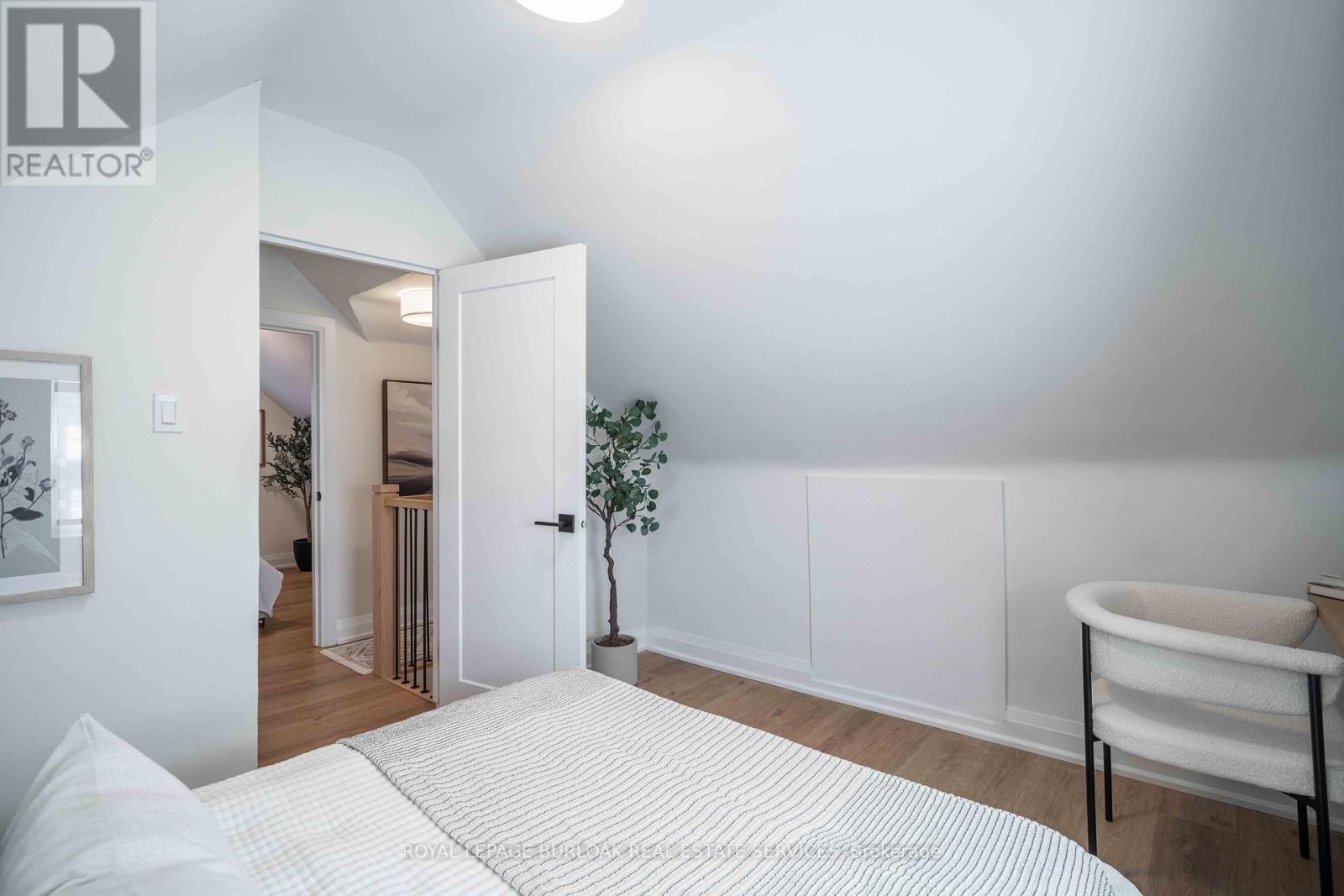 51 East 23rd Street, Hamilton, Ontario  L8V 2W5 - Photo 19 - X12944716