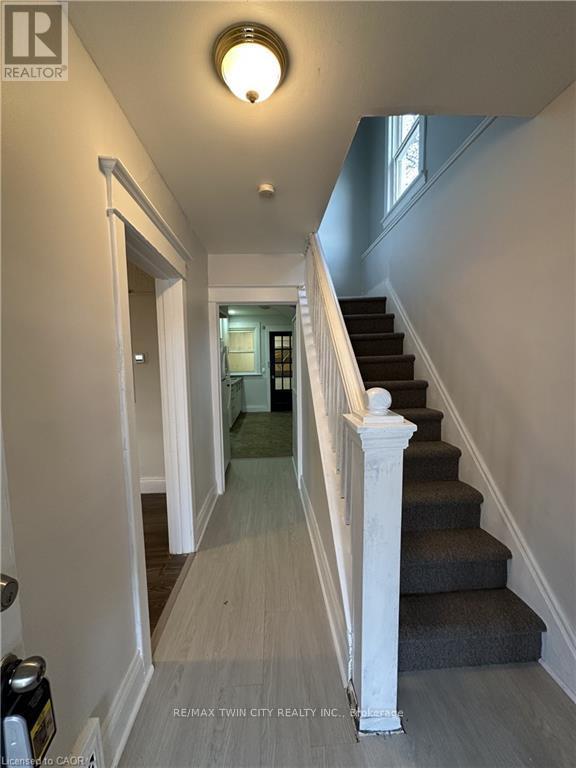 31 Mckinstry Street, Hamilton, Ontario  L8L 6C2 - Photo 2 - X12944782