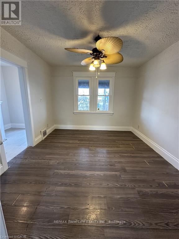 31 Mckinstry Street, Hamilton, Ontario  L8L 6C2 - Photo 3 - X12944782